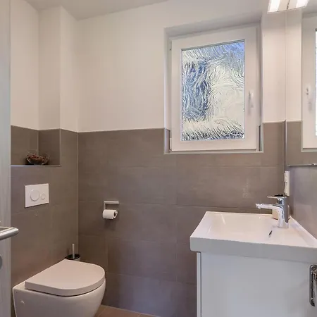 Apartment Am Seerand *